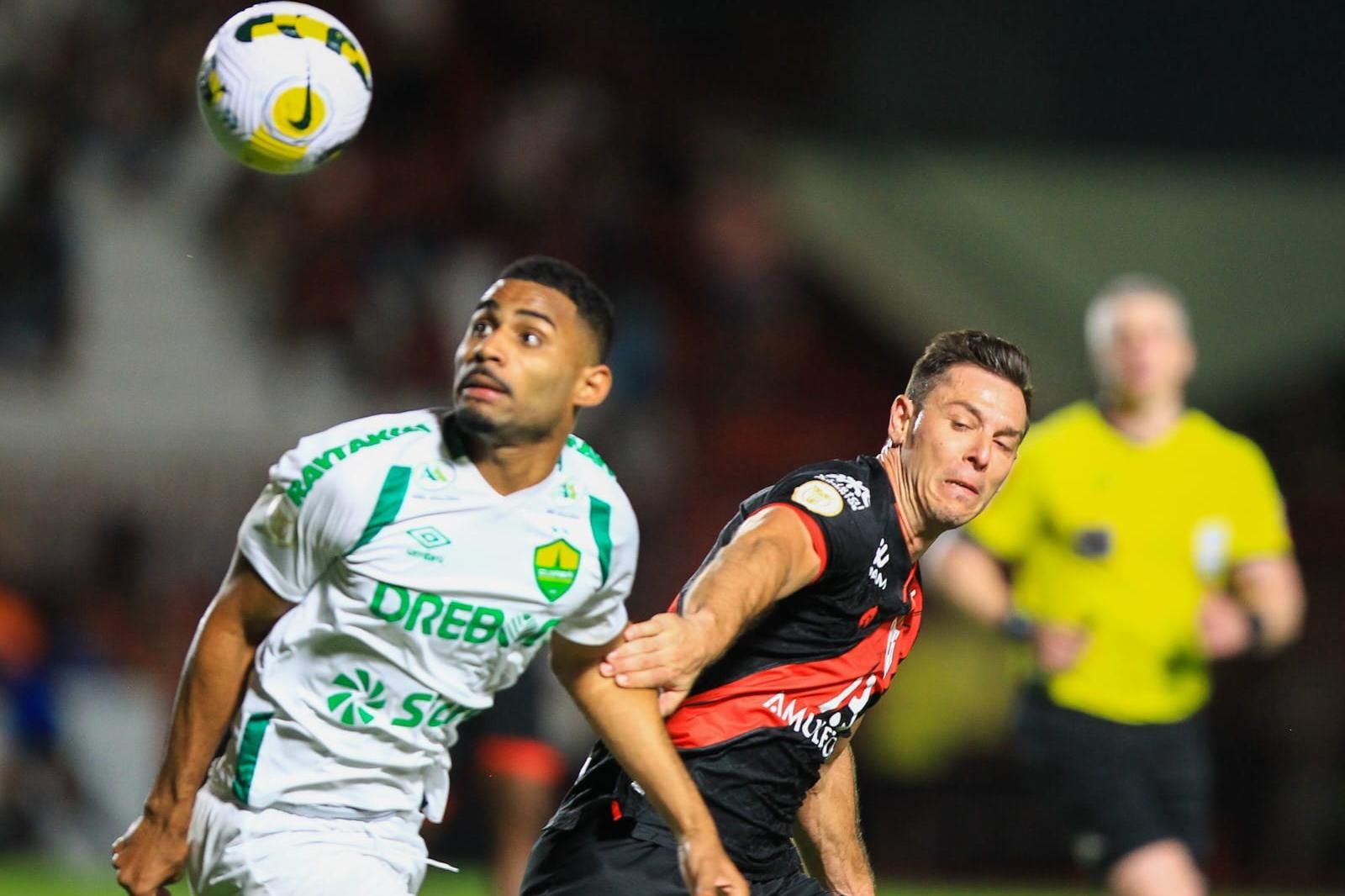 Sem Osman, Chamusca deve escalar Lucas Cardoso no ataque do Botafogo-SP, botafogo-sp