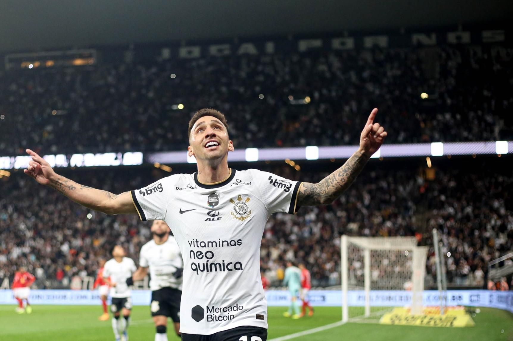 Corinthians vence RB Bragantino e conquista Copa Paulista