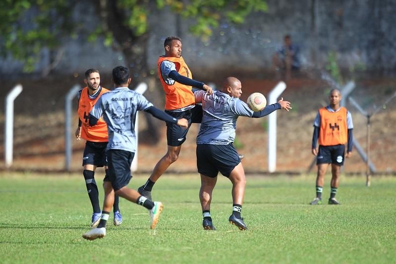 Nacional recebe torcida no primeiro treino de olho na temporada de