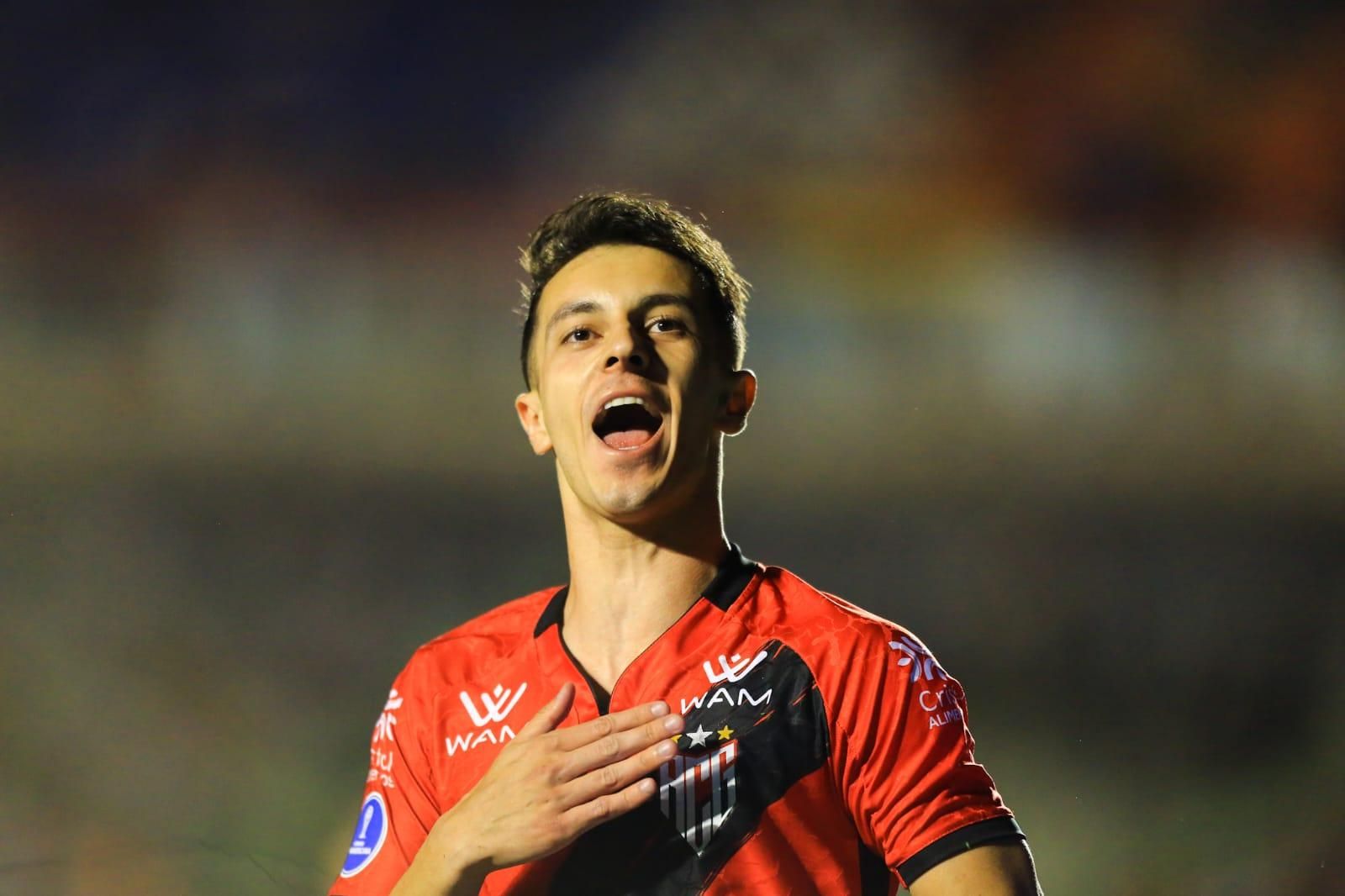 Ex-jogadores do Criciúma prestam homenagem ao goleiro Alexandre