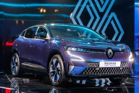 Megane E-Tech 100% elétrico une o melhor do design, da performance e da  tecnologia –