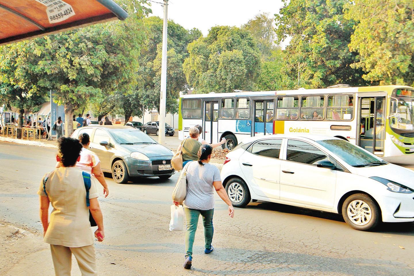 Como chegar até Rua Oriente em Campinas de Ônibus?