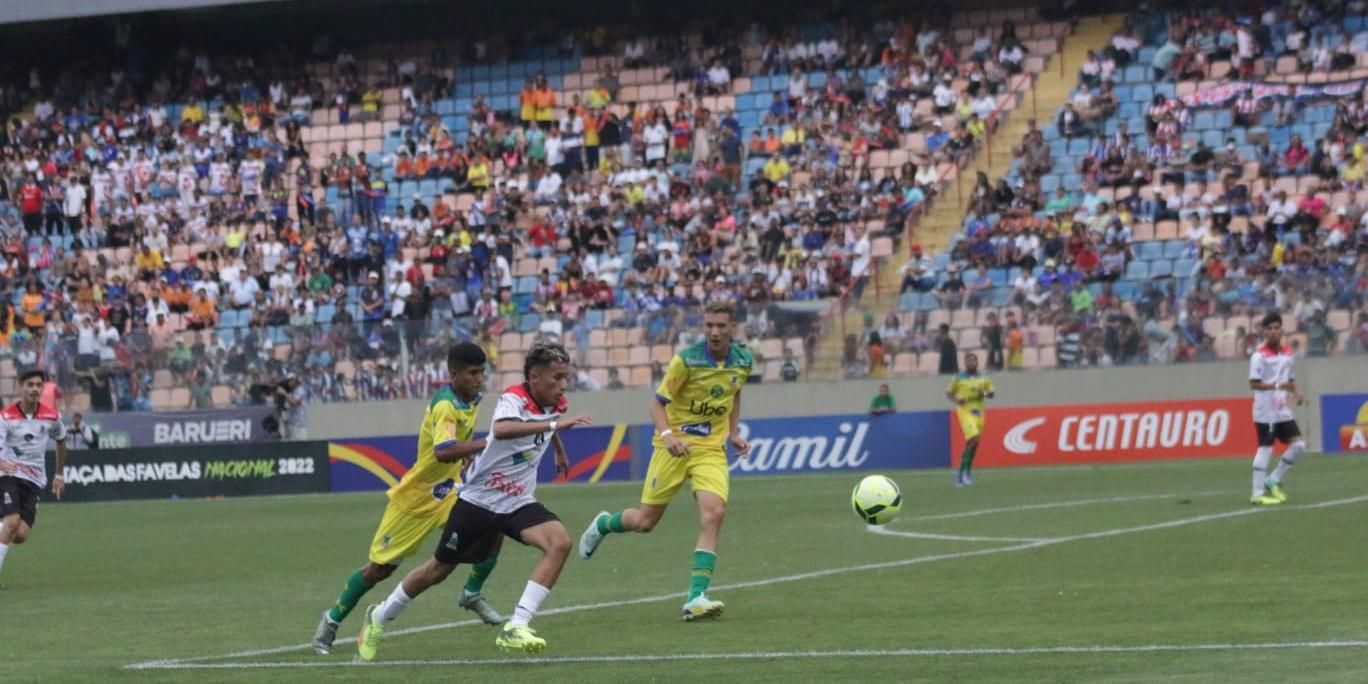 Taça das Favelas Brasil: seleção feminina de Goiás avança às quartas de  final