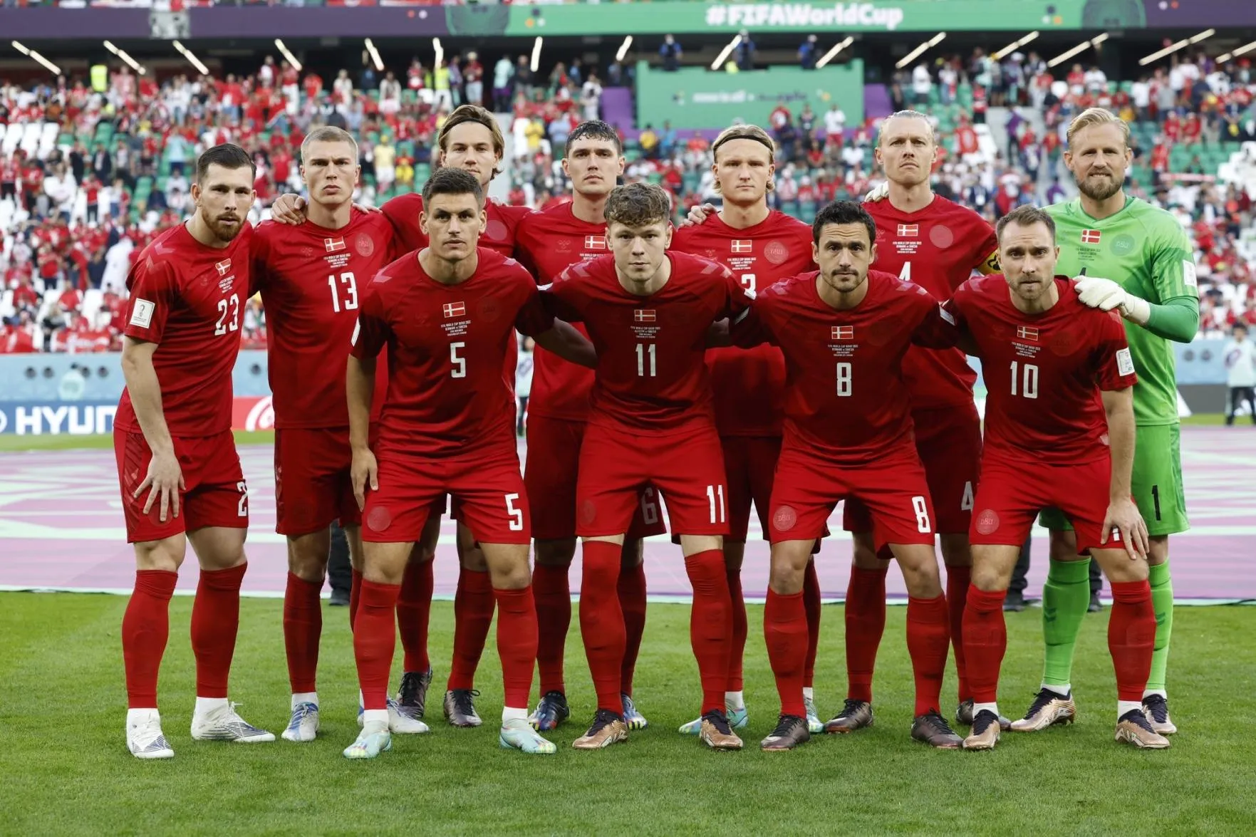 Portugal perde com Dinamarca mas segue para os quartos do Europeu