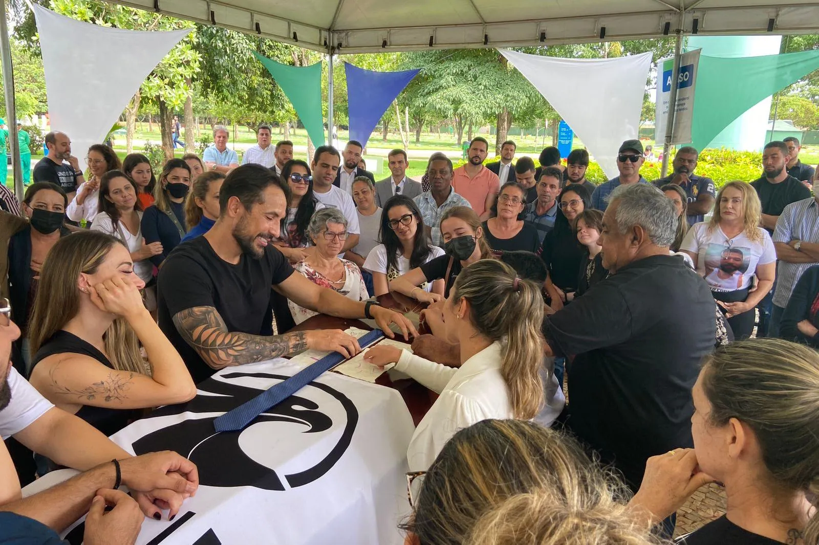 PM morto na Bahia é enterrado