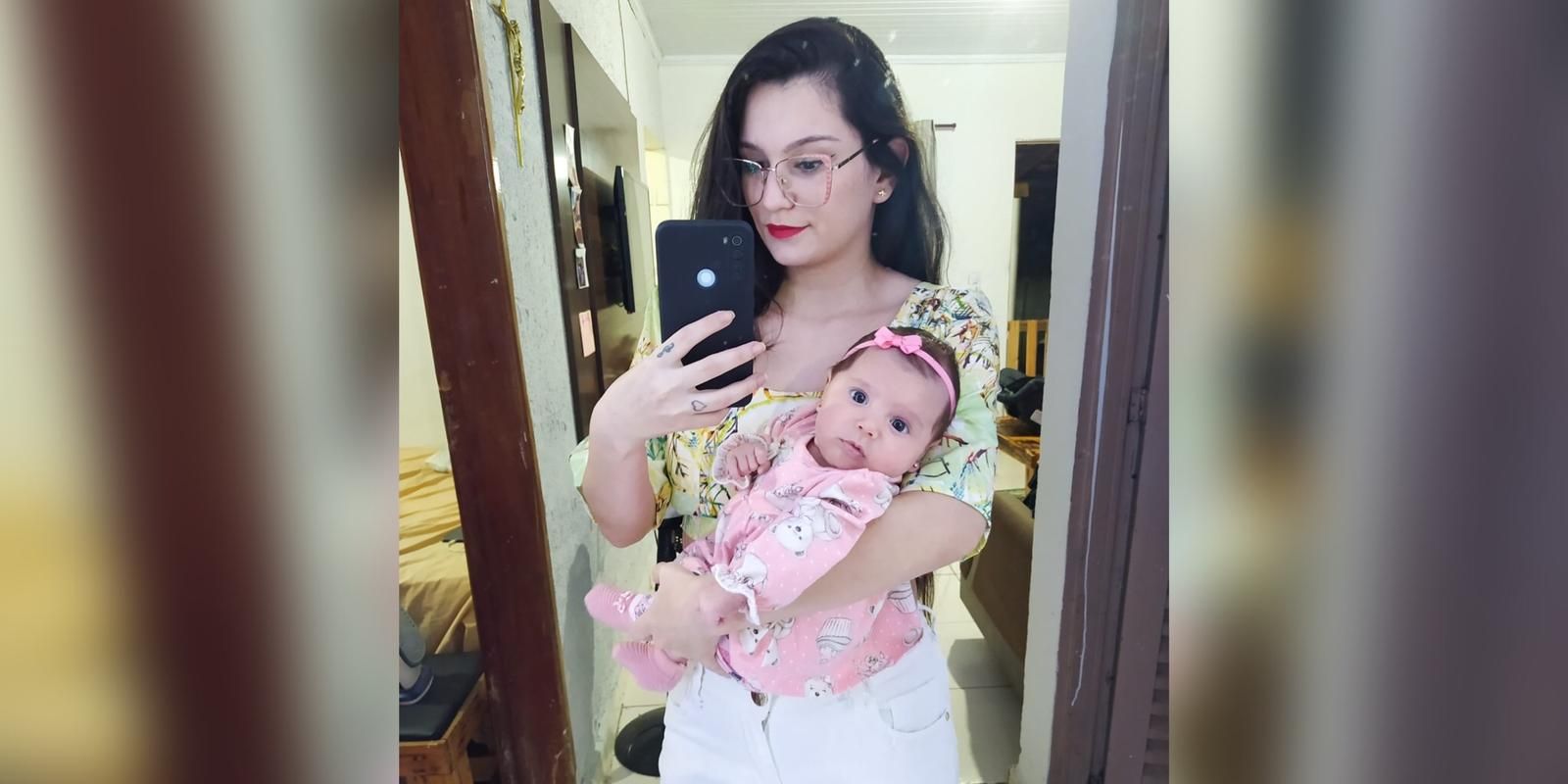 Mulher gasta R$ 25 mil para sua boneca bebê reborn viajar pelo