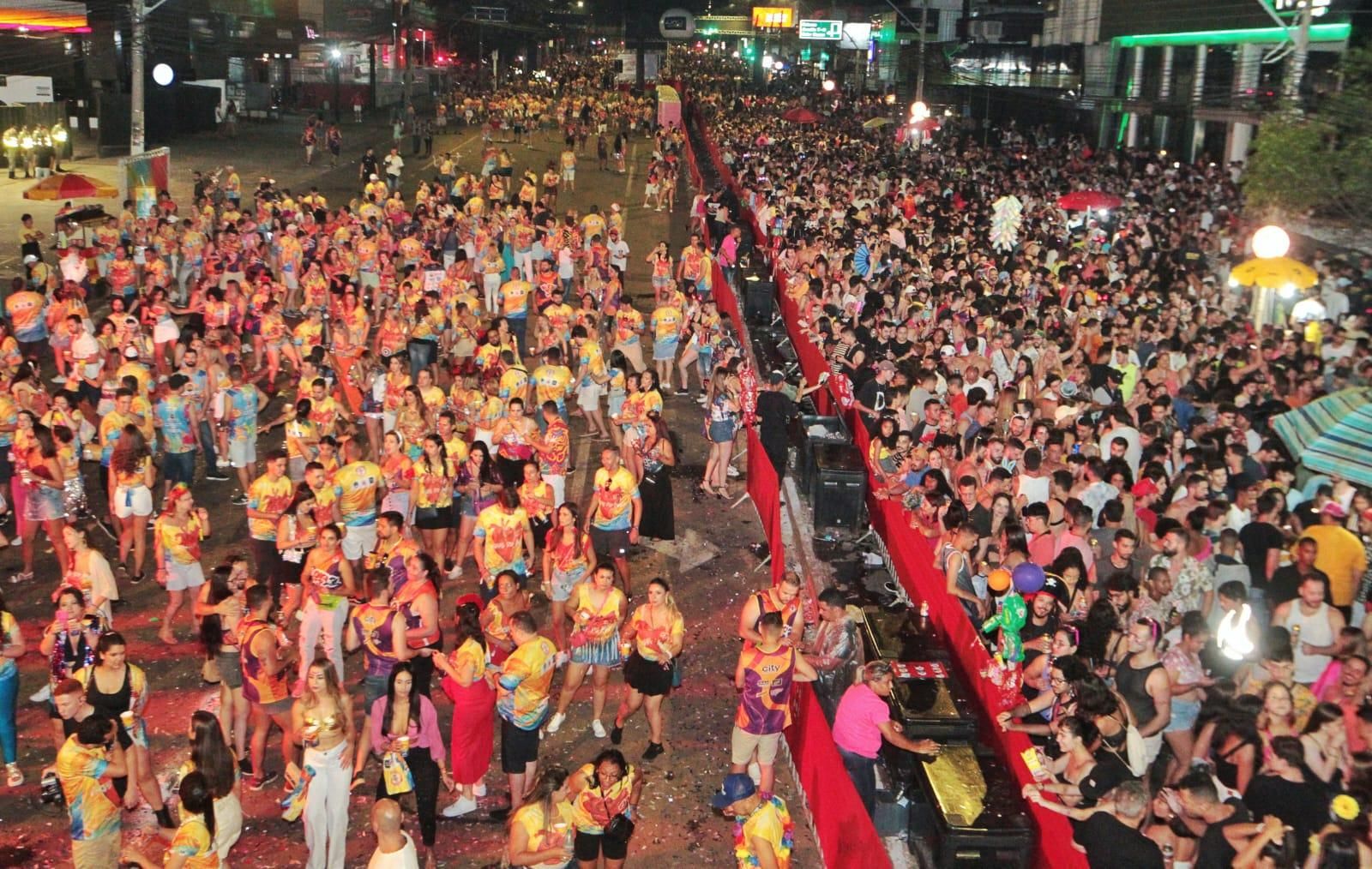 Roqueiros também estão no Carnaval dos Amigos