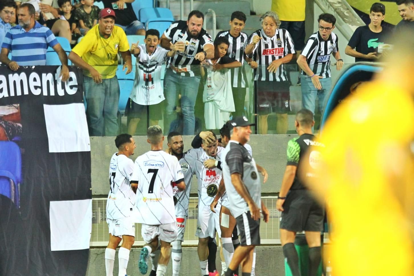 Empate entre Grêmio Anápolis e Iporá garante classificação do Brasiliense