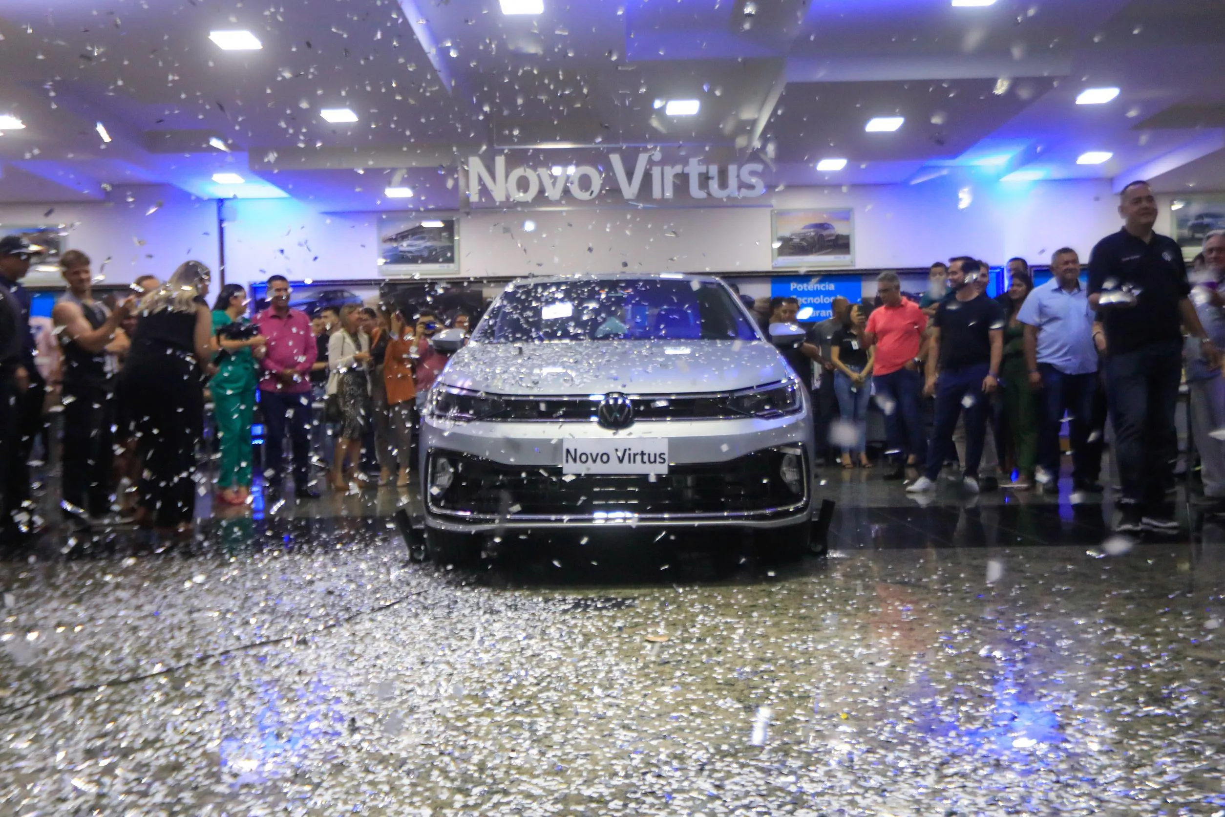 Volkswagen Saveiro 2019 perde versões e fica mais cara