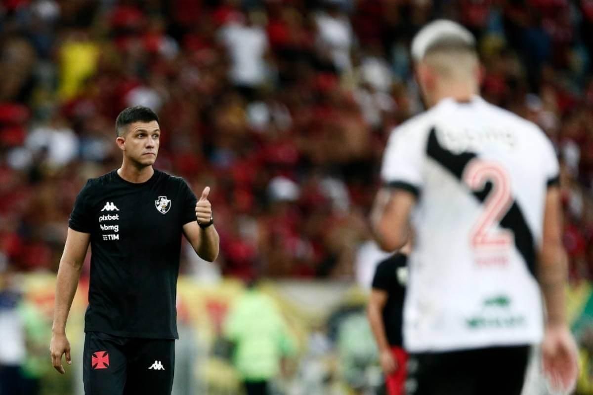 Diretoria do Corinthians baseou-se no Transfermarkt para aceitar a