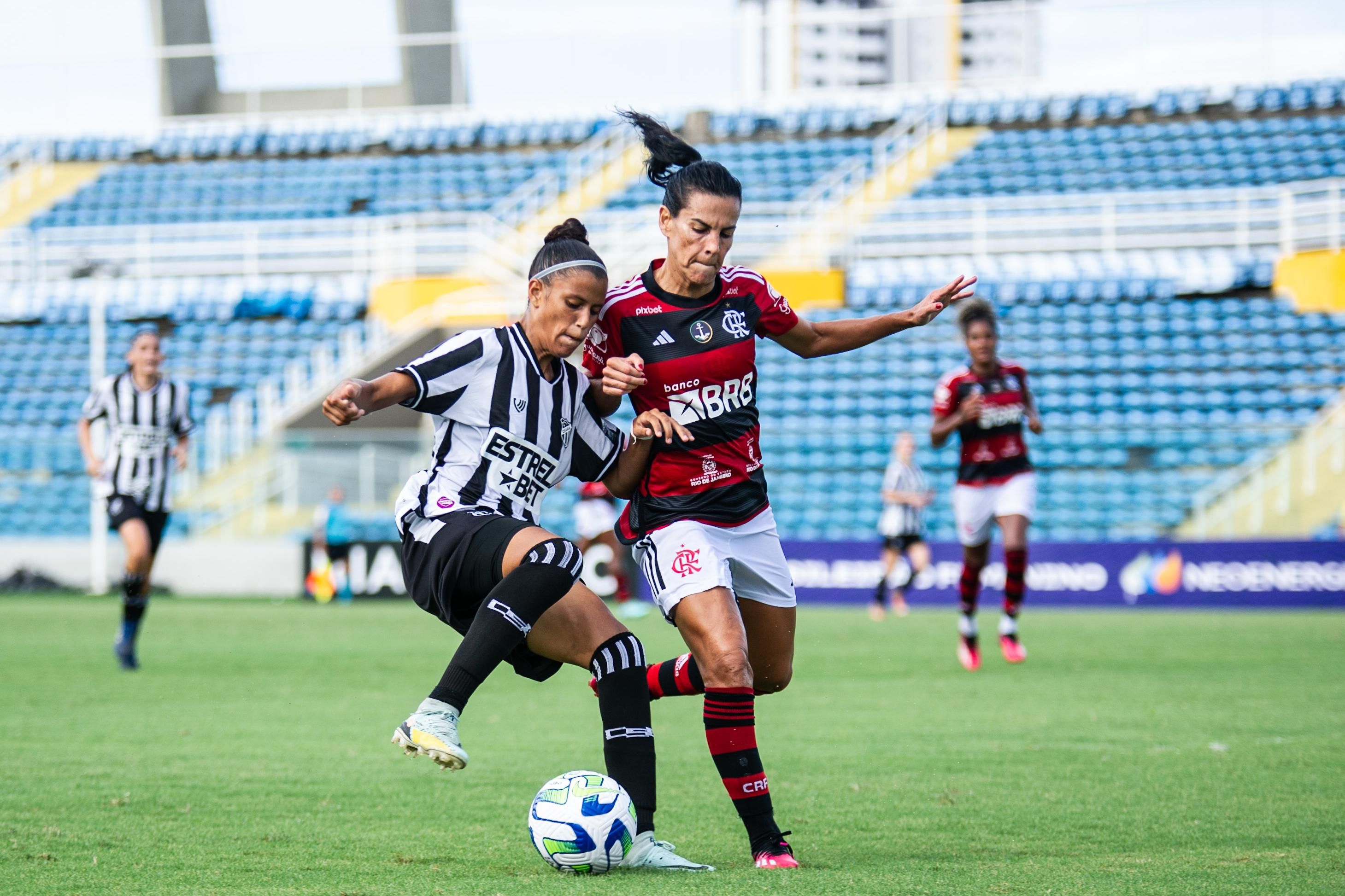 Brasileirão feminino: Corinthians vence a Ferroviária e é pentacampeão -  Placar - O futebol sem barreiras para você