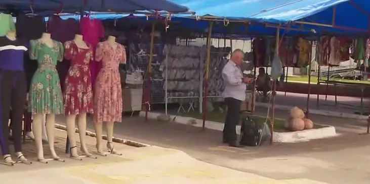 Flanelinhas dominam áreas de estacionamento na Praça do Trabalhador em  Goiânia