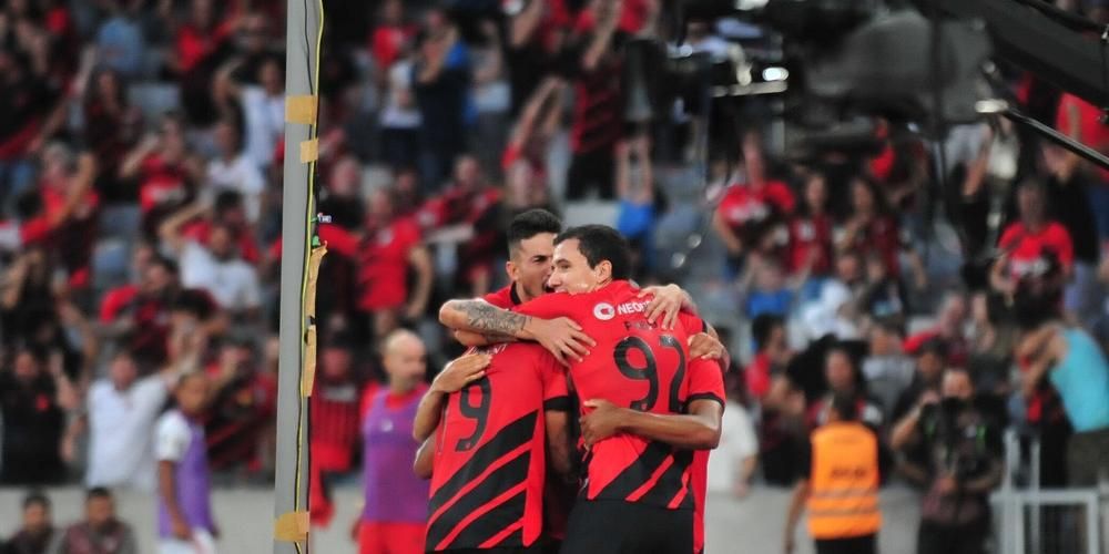 Ronny, ex-Corinthians, é dono do chute mais forte do Fifa-16; CR7 é o  segundo - Esporte - Extra Online