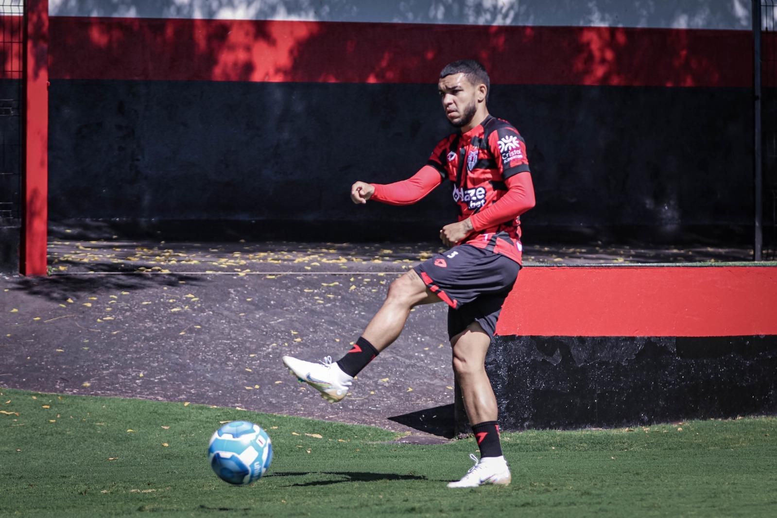 Se subir, Atlético-GO terá 22 jogadores com primeiro acesso à Série A na  carreira