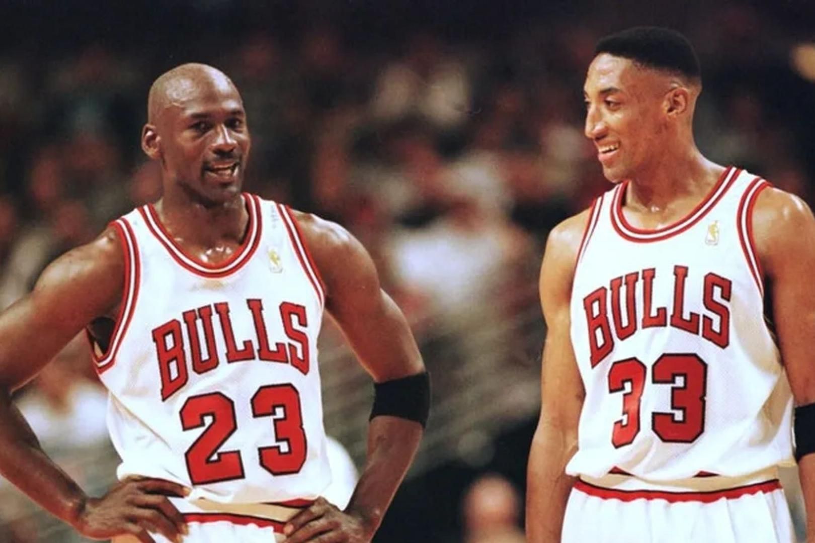 Lenda da NBA e companheiro de time detona Michael Jordan e diz que ele era  um 'jogador horrível
