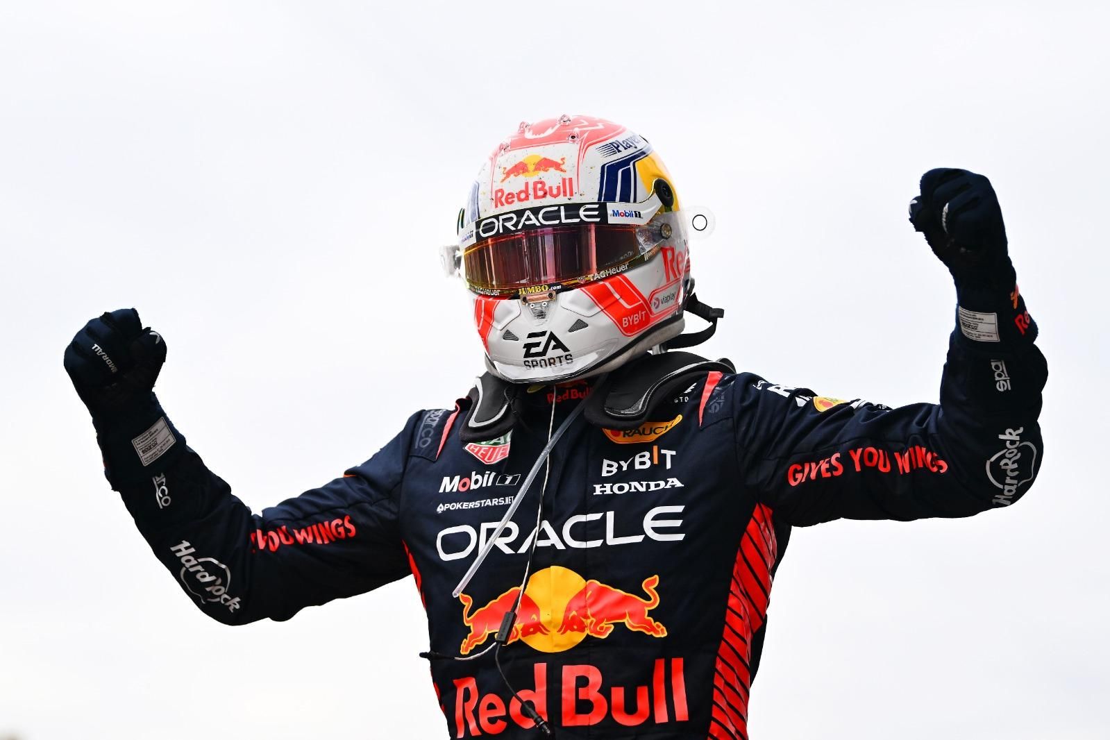 Verstappen vence nos Estados Unidos depois de largar em 6º