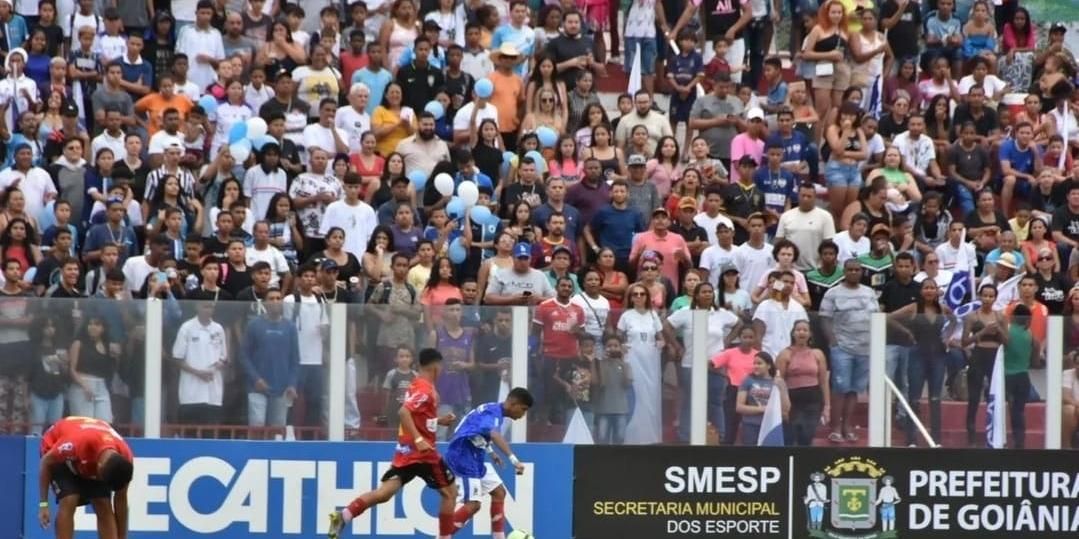 Taça das Favelas Brasil: seleção feminina de Goiás avança às quartas de  final