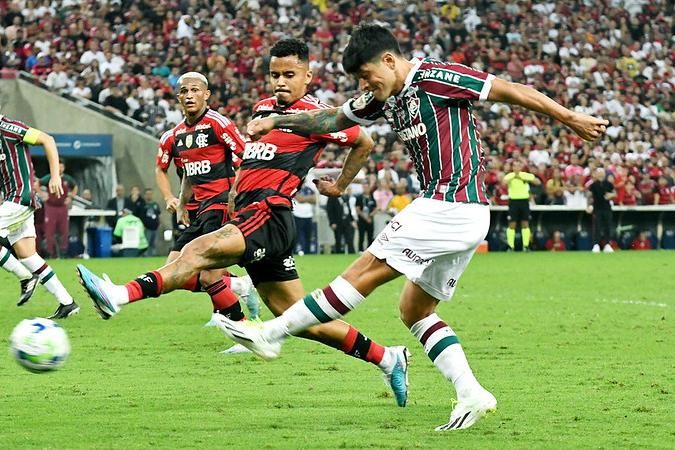 Em clássico agitado, Fla-Flu termina empatado e com dois gols anulados pelo  VAR, Esporte