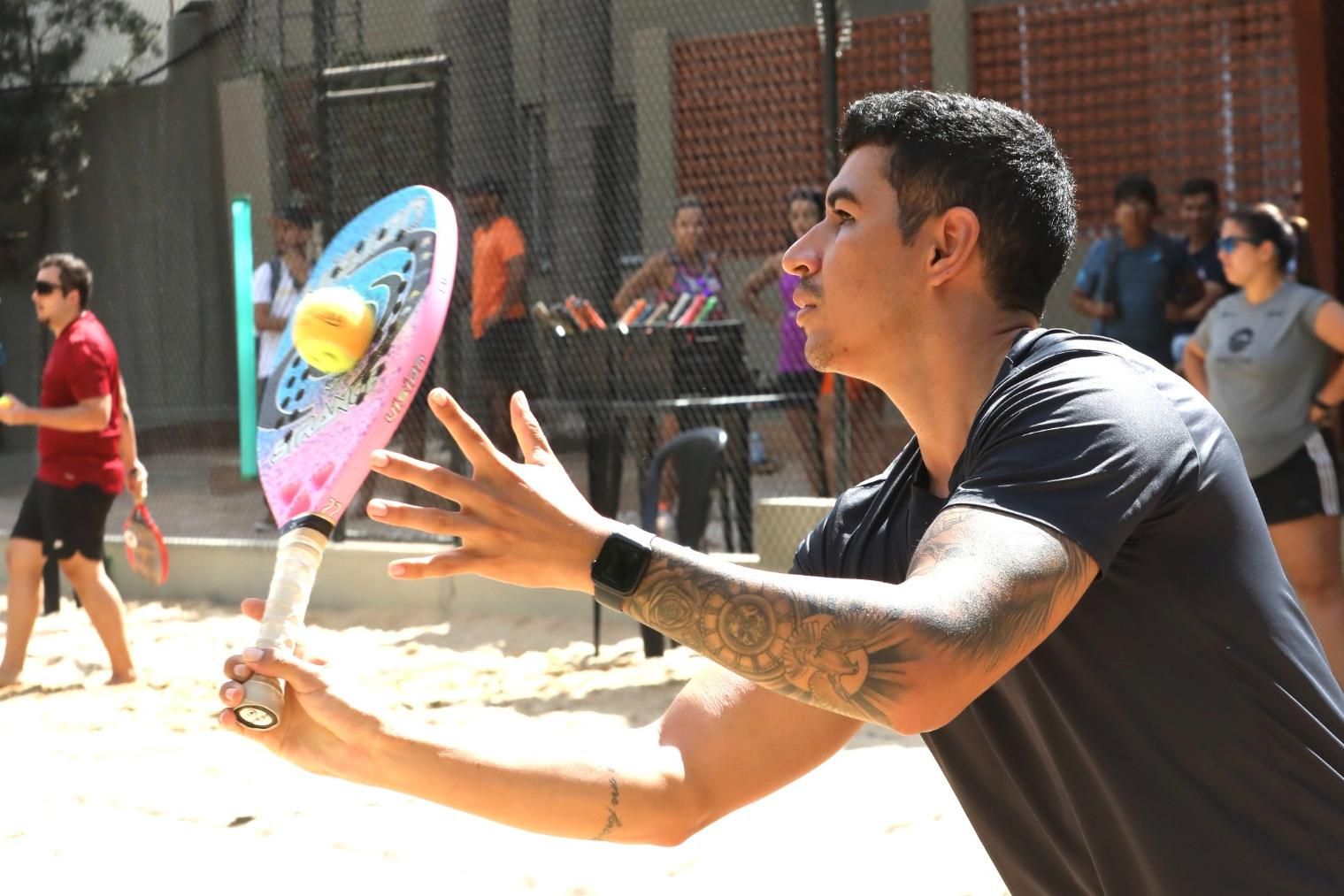 Beach Tennis: modalidade esportiva é a queridinha do momento – veja como,  quando e por que praticar