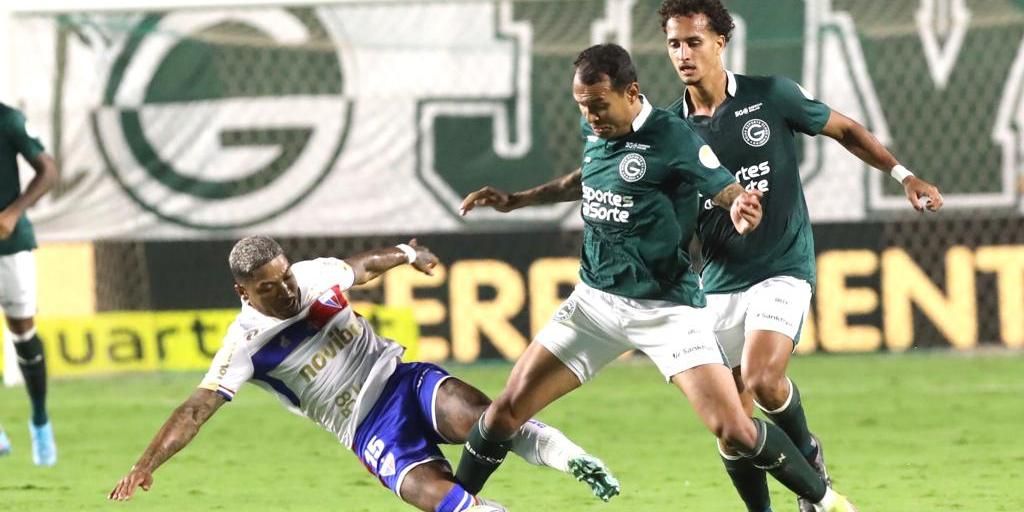 Cerro Porteño derrota Curicó Unido-CHI na pré-Libertadores