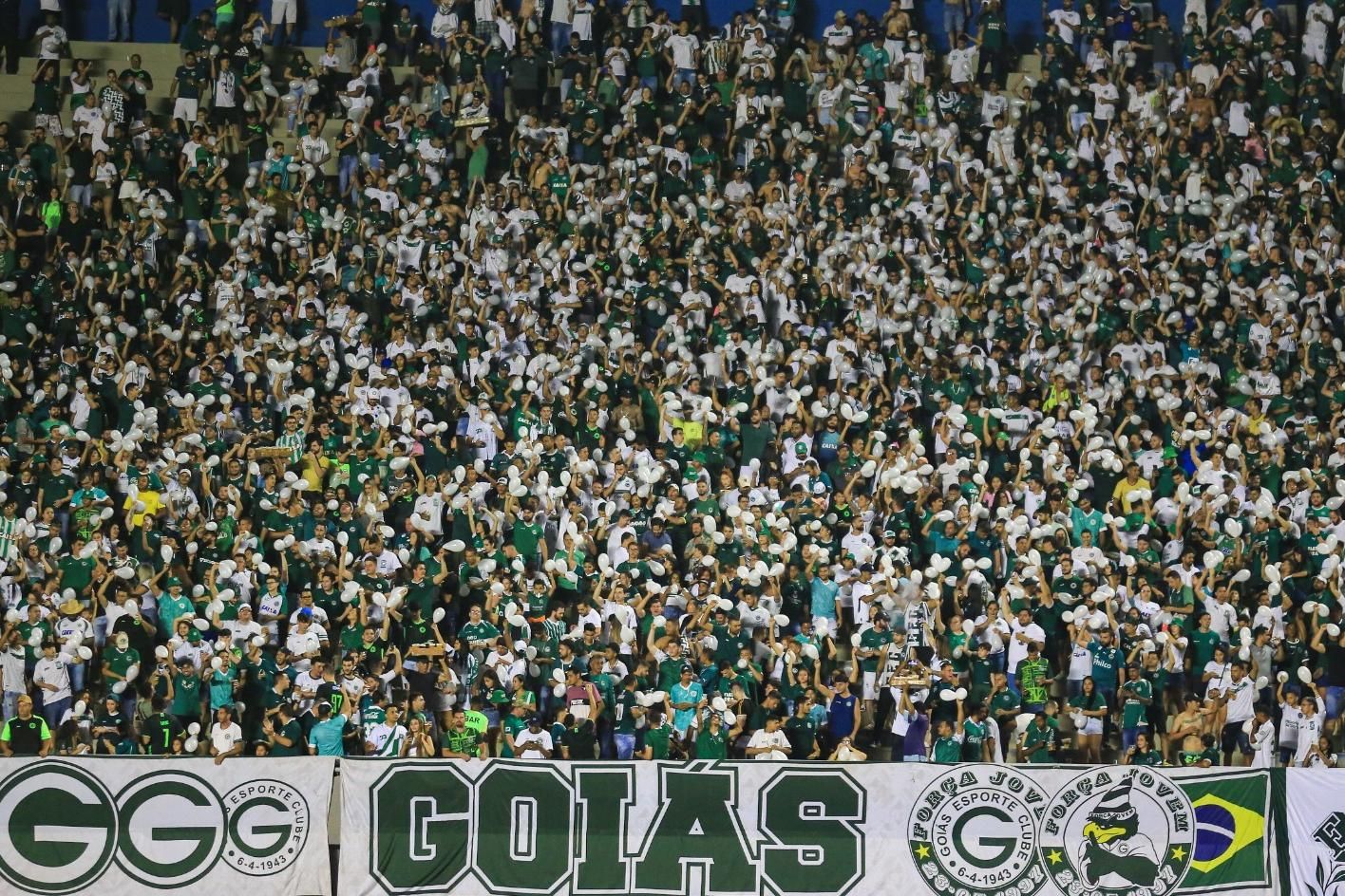 Goiás perde de novo para Estudiantes e está eliminado da Sul