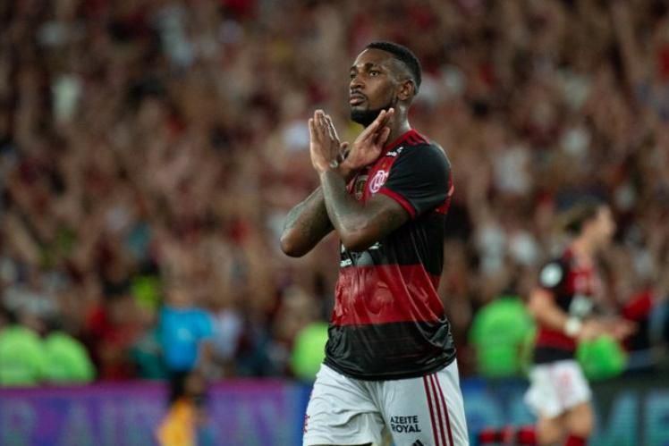 Enquanto tem Varela e Wesley, o motivo que faz o Flamengo sentir falta de  Rodinei