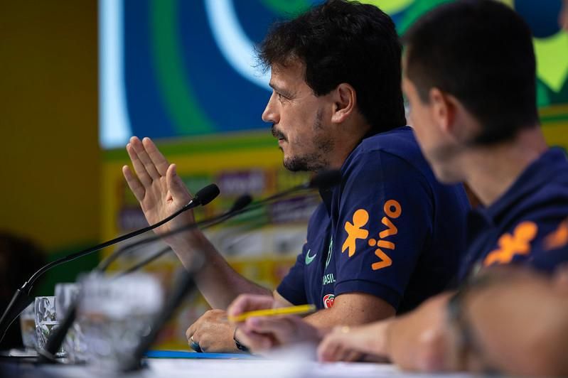 Com Gerson como novidade e Vini Jr. de volta, Fernando Diniz convoca  seleção brasileira para duelos contra Venezuela e Uruguai