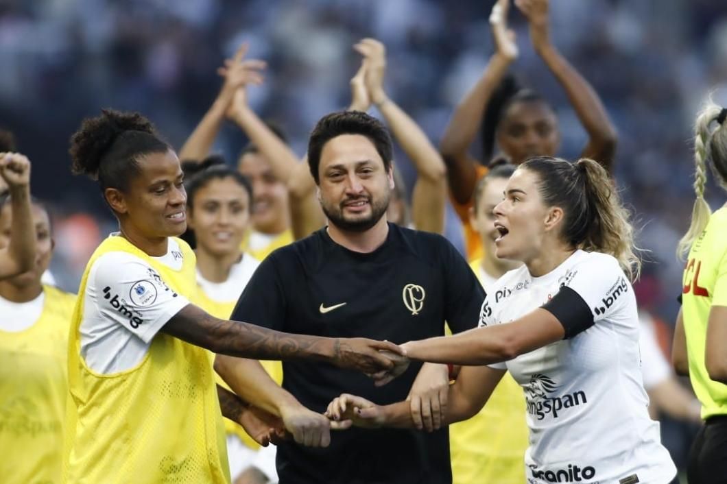 Jogadoras do Corinthians atuam em goleada do Brasil sobre Panamá na estreia  da Copa do Mundo Feminina