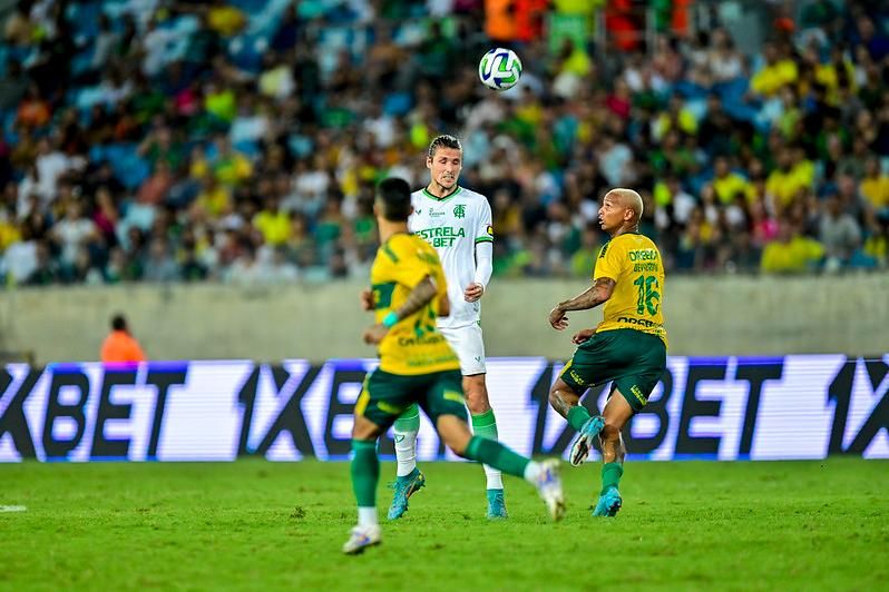 Futebol masculino: abertura tem susto do Brasil e tropeços de