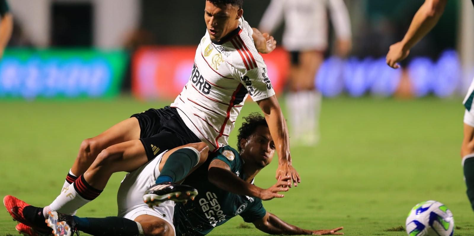 Goiás 2x1 Botafogo: comentaristas analisam derrota do líder