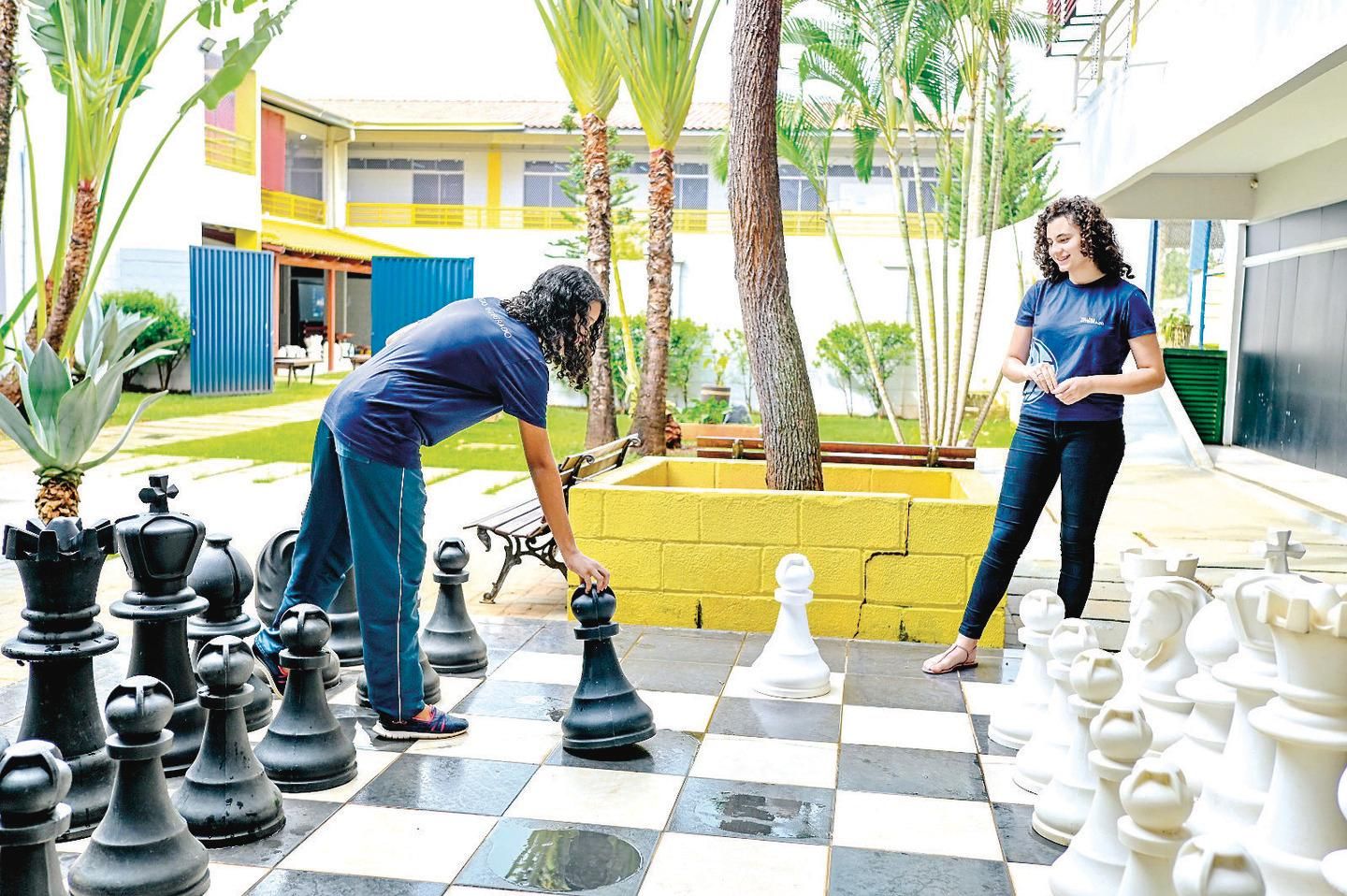 Partida simultânea de xadrez com Mequinho é destaque no feriado - SP  Leituras
