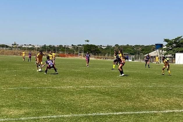 Subiu! Vila Nova / Universo conquista acesso à Série A2 do Brasileiro  Feminino