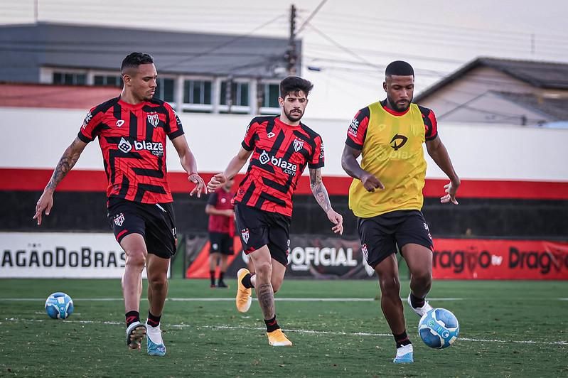 Tubarão encerra a Série B com vitória sobre o Botafogo-SP