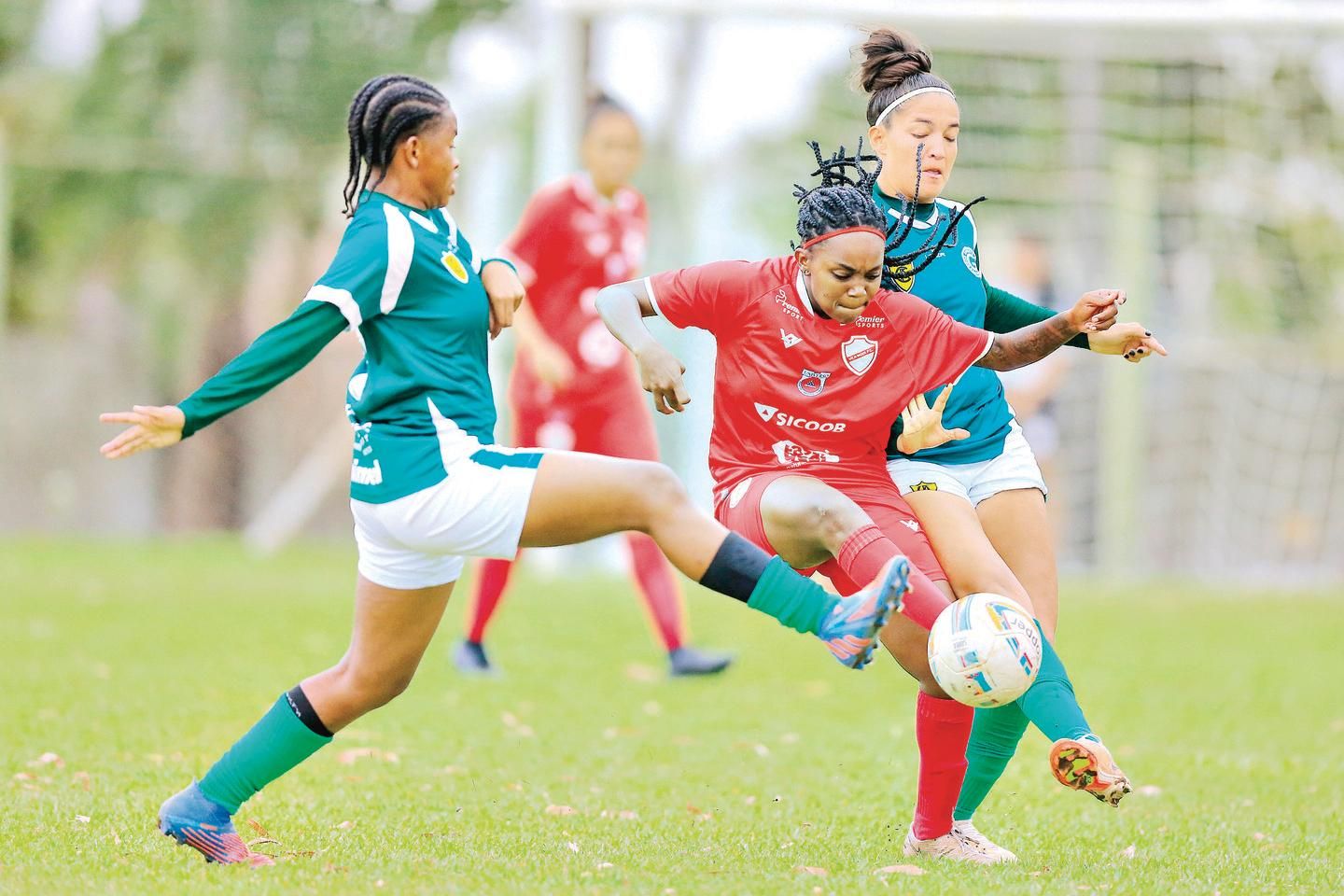 Rafaelle destaca jogo decisivo contra a Jamaica: “Agora é tudo ou