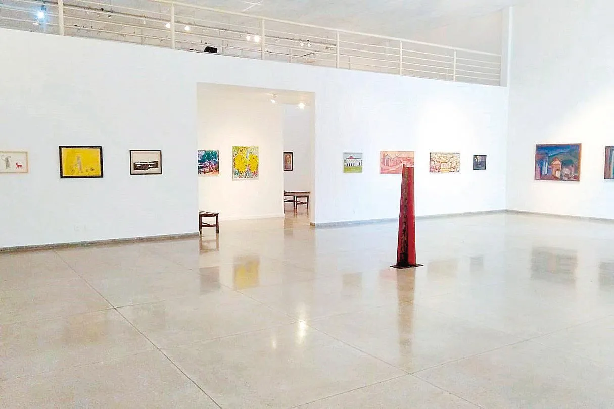 Exposição no Centro Cultural da UFG compartilha legado de Célia Câmara