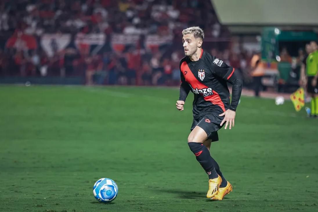 Wesley Dias se despede do CRB e agradece o carinho da torcida