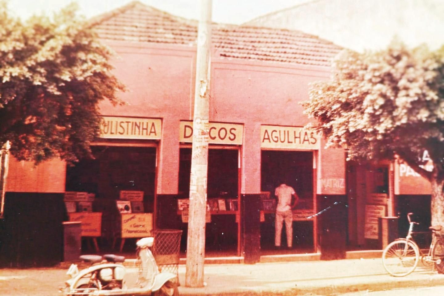 Bariani Ortencio chega aos 100 anos como memória viva da cultura e da  história de Goiás