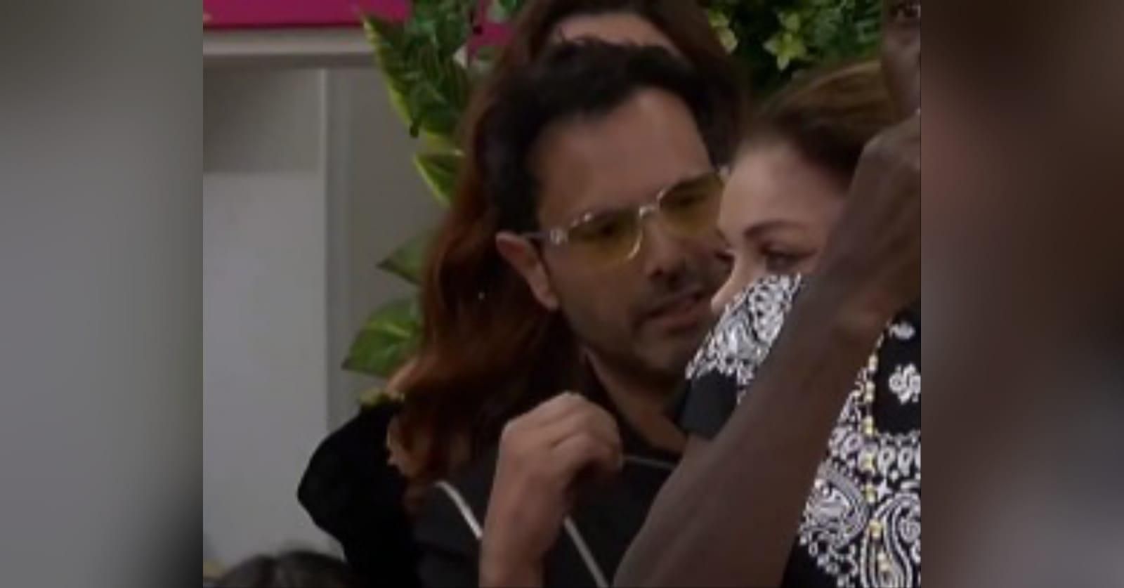 No Big Brother colombiano, marido traído entra na casa e termina com  esposa; vídeo | O Popular