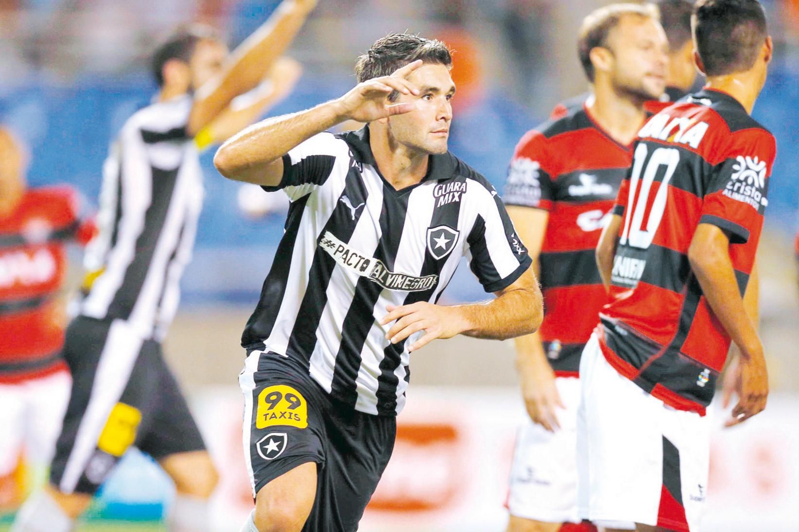 Em rede social, Santos para de acompanhar goleada após quinto gol