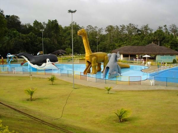 Criança se afoga em piscina de clube em Aparecida de Goiânia