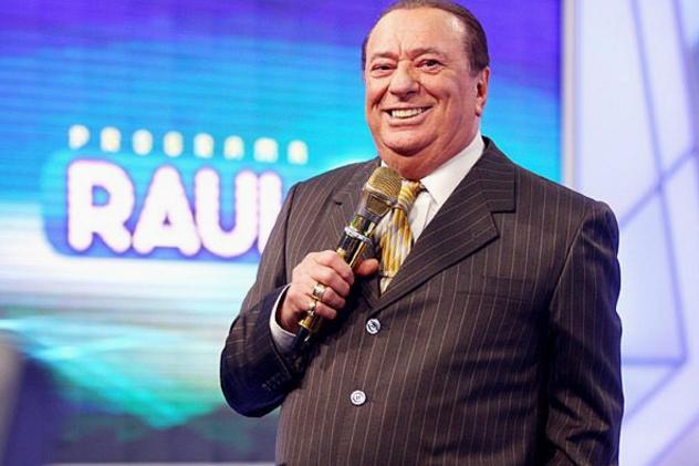 Raul Gil está internado no Albert Einstein após sofrer acidente doméstico | O Popular