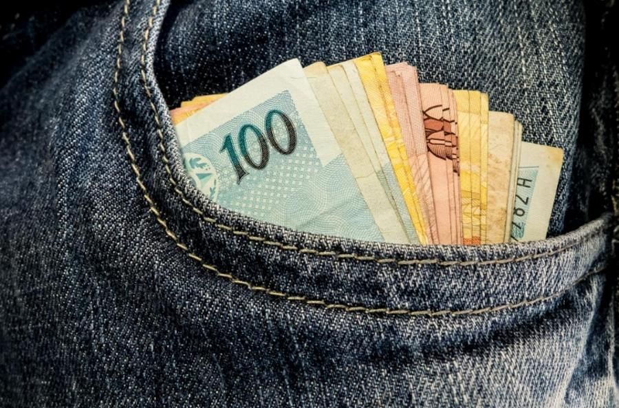 Confira tudo o que muda com o novo salário mínimo de R$ 1.412