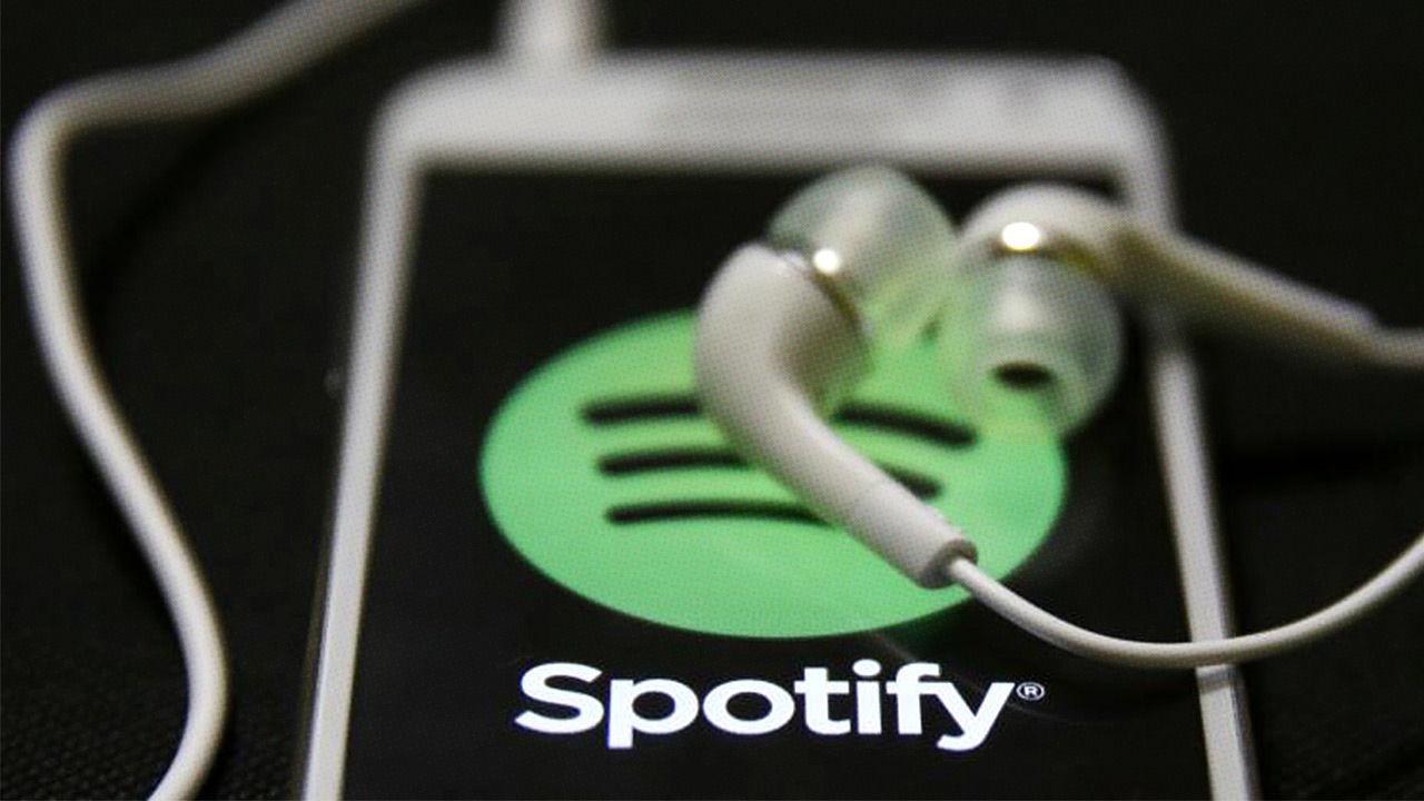 Estudante brasileiro agora paga metade do preço no Spotify Premium