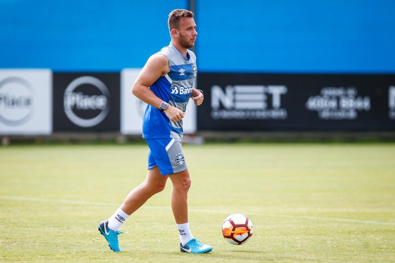 Contrato com Barça prevê bônus ao Grêmio se Arthur disputar Bola