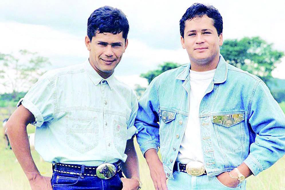 Leonardo faz homenagem a Leandro, que completaria 60 anos: 'Saudade eterna'  | O Popular