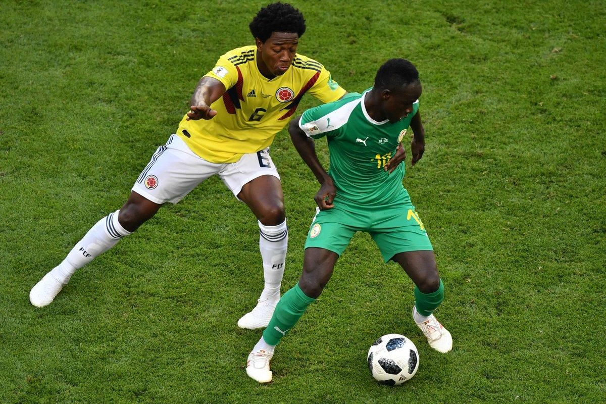 Colômbia vence Senegal com gol de Mina e se classifica para as oitavas