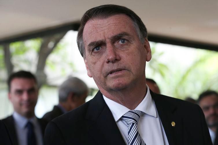 Bolsonaro ganha prêmio em bolão da Mega-Sena com assessores; veja regras  desse tipo de aposta