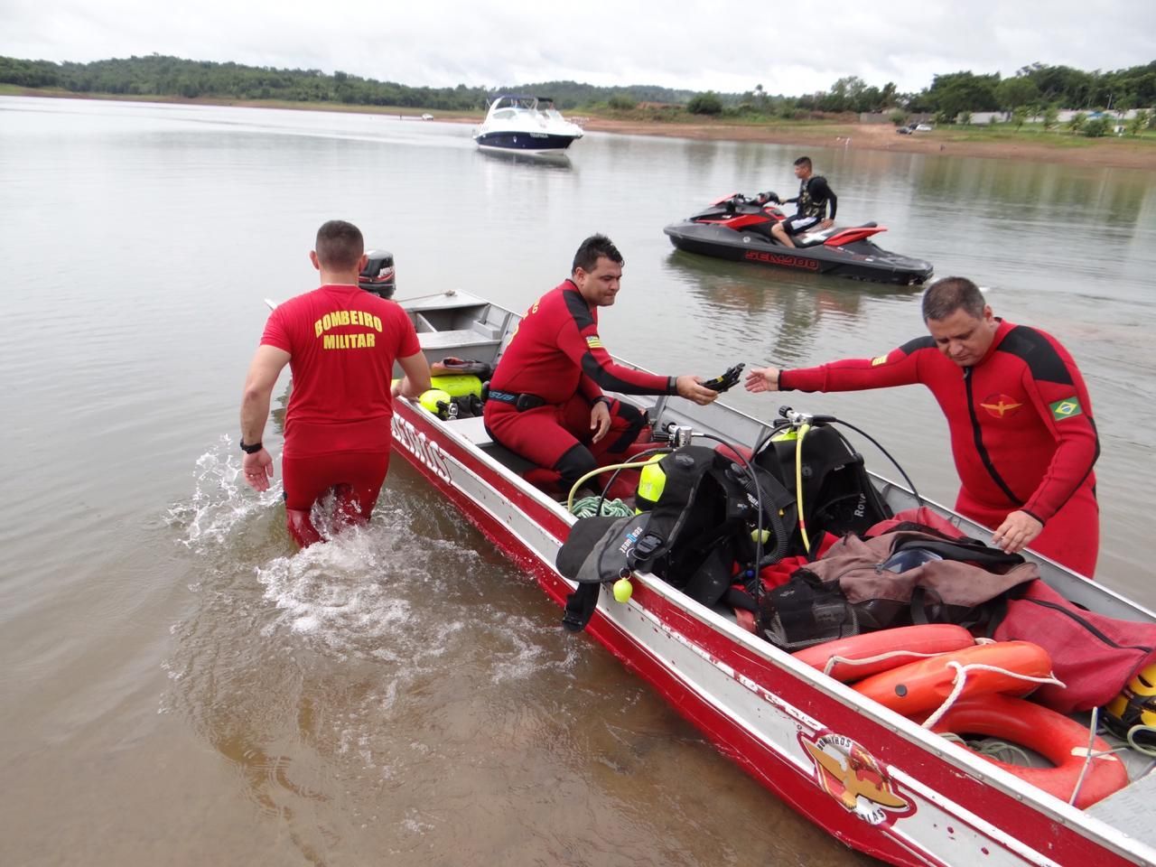 Gerente de clube e engenheiro viram réus por morte de criança que caiu de  toboágua em Caldas Novas, Goiás