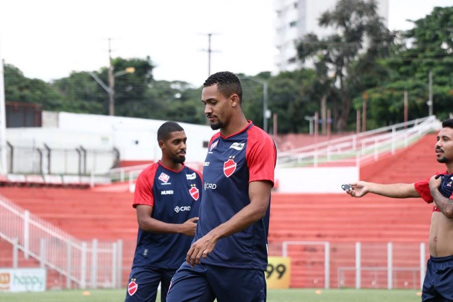 Jovem atacante Wesley é uma das esperanças do Tigre para 2023