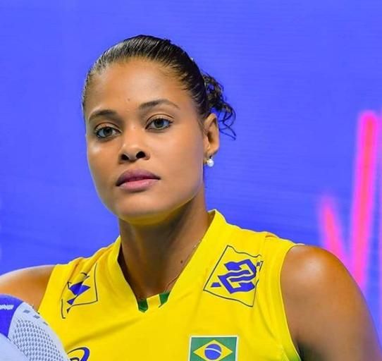 Osasco anuncia saída de Fabiana por motivos pessoais